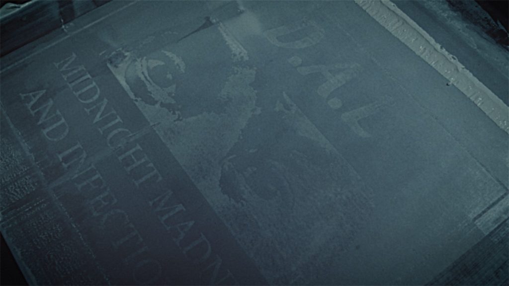 DAL IT YOURSELF Tシャツ-AD