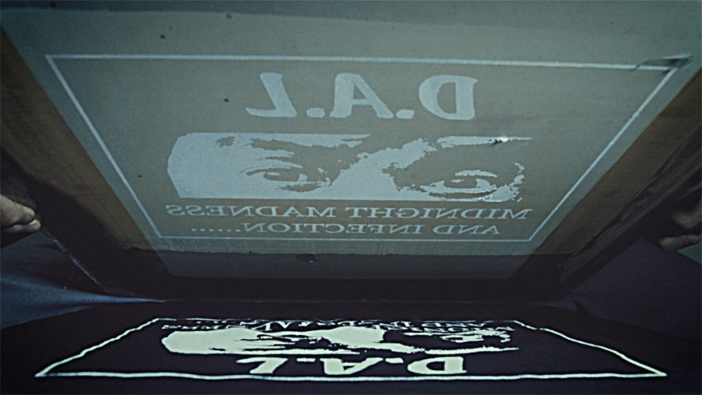 DAL IT YOURSELF Tシャツ-AD